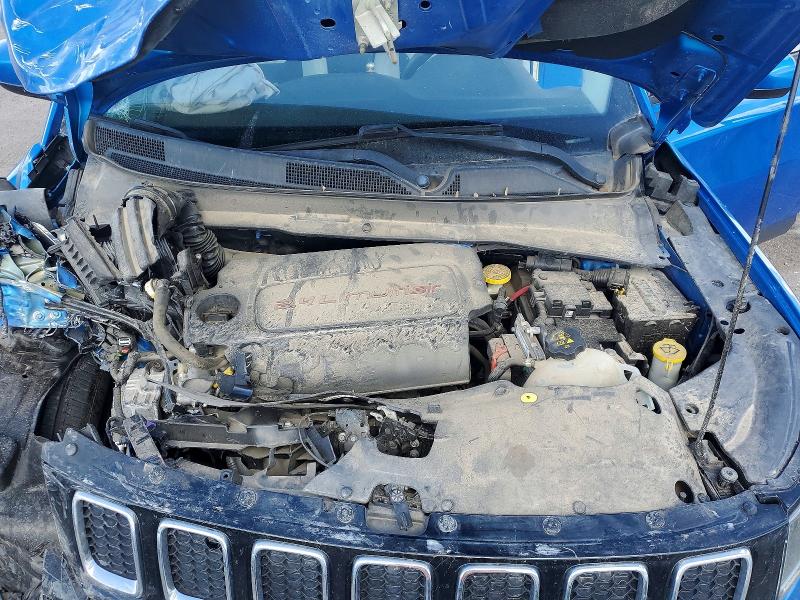 Foto 12 de la subasta – 2018 JEEP COMPASS con VIN 3C4NJDBB0JT104811