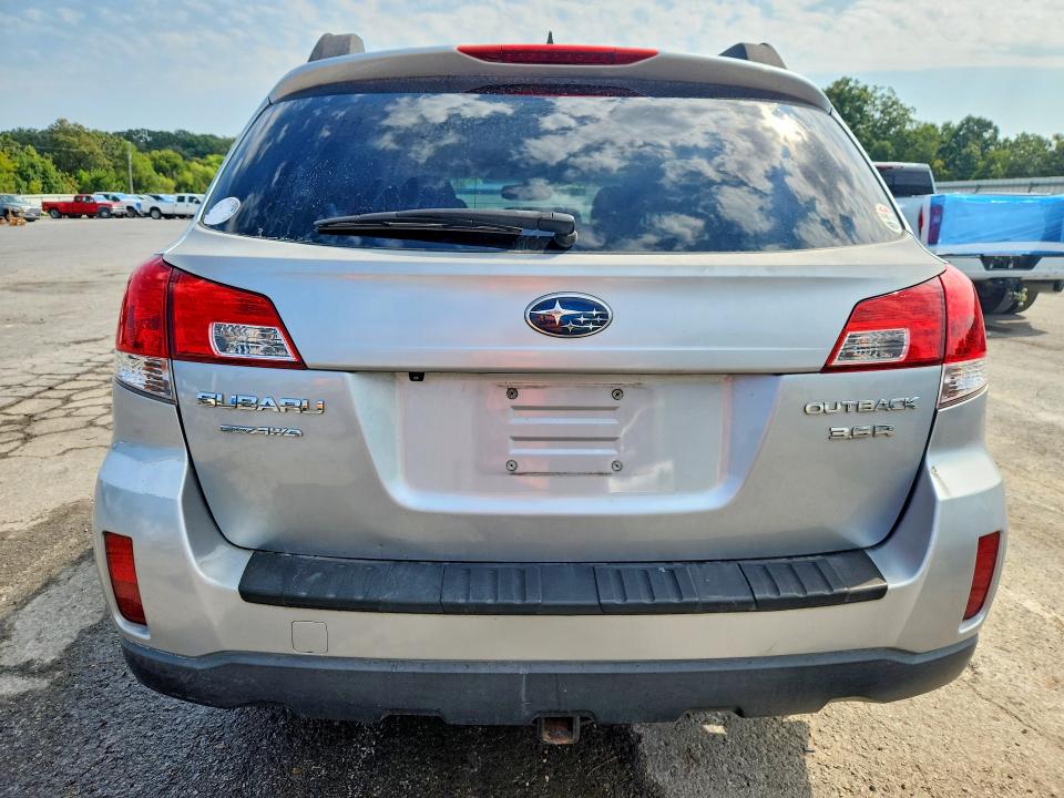 Photo 6 from auction – 2012 SUBARU OUTBACK with VIN 4S4BRDKC4C2289143