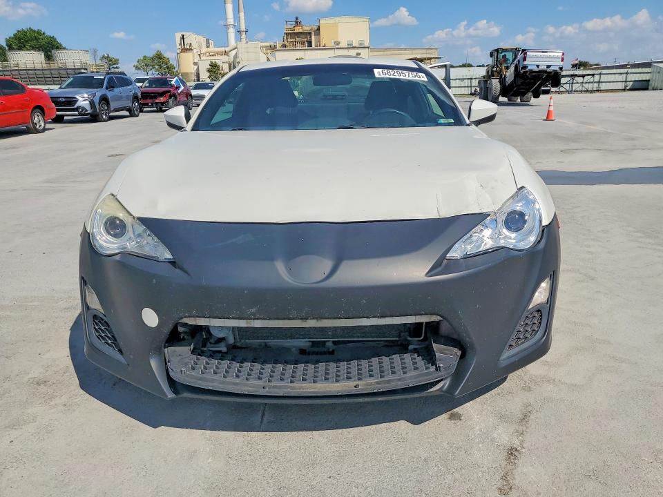 Photo 5 from auction – 2016 SCION FR-S with VIN JF1ZNAA12G9701558