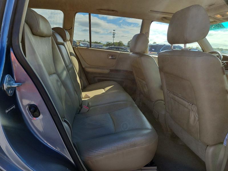 صورة رقم 10 من المزاد - 2005 TOYOTA HIGHLANDER مع VIN JTEEP21A050070945