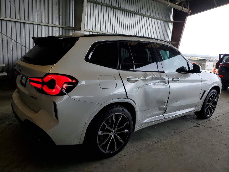 Foto 3 de la subasta – 2022 BMW X3 con VIN WBX57DP02NN149134