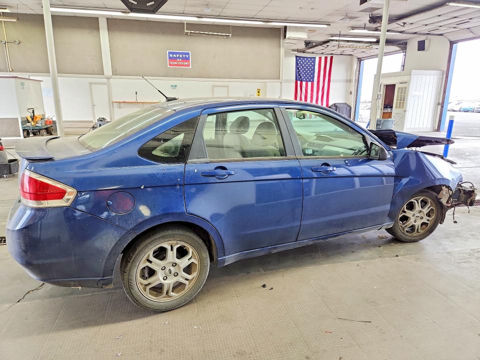 Photo 3 from auction – 2009 FORD FOCUS with VIN 1FAHP36N29W127898