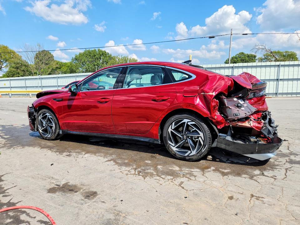 Photo 2 from auction – 2024 HYUNDAI SONATA with VIN KMHL14JA3RA403014