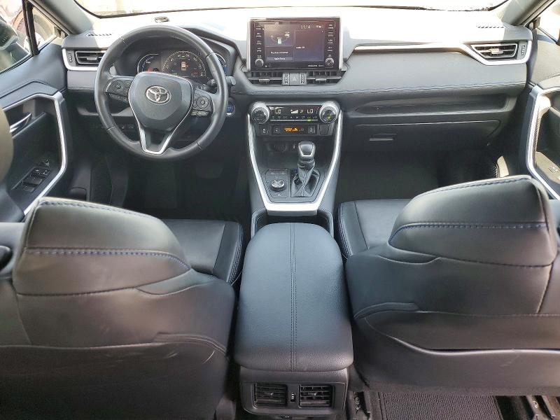 Photo 8 from auction – 2021 TOYOTA RAV4 with VIN 2T3E6RFV0MW012887