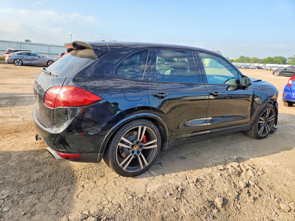 صورة رقم 3 من المزاد - 2014 PORSCHE CAYENNE مع VIN WP1AC2A24ELA87669