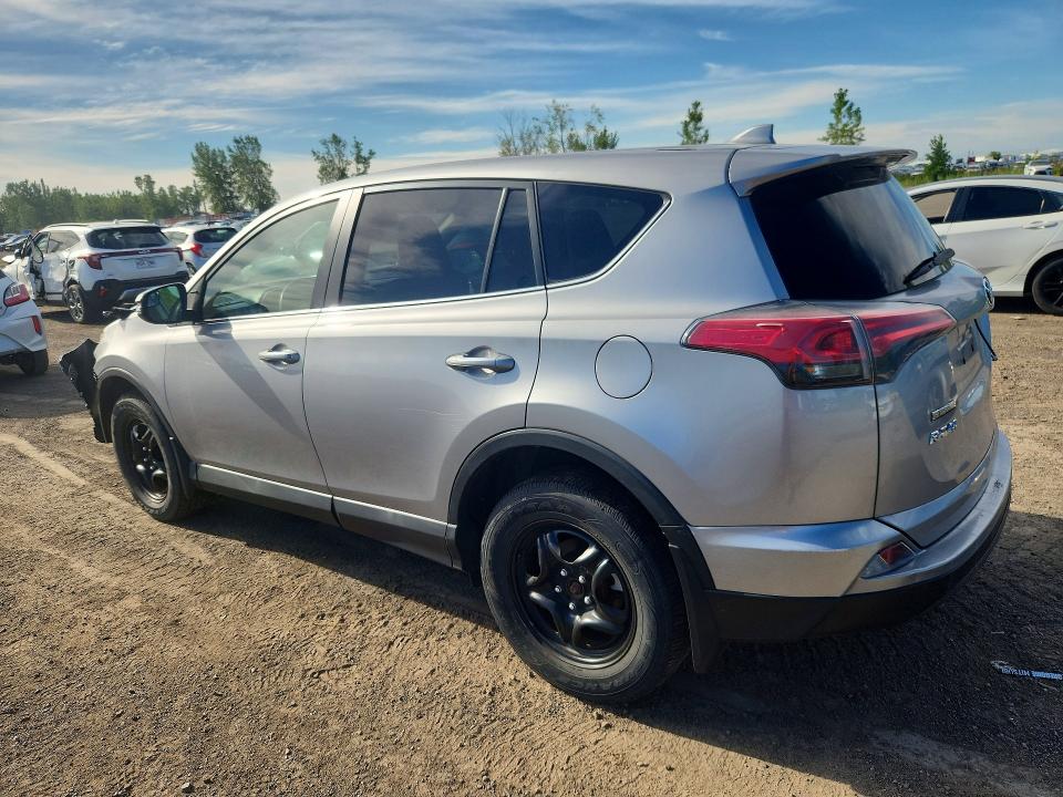 Photo 2 from auction – 2016 TOYOTA RAV4 with VIN 2T3BFREV9GW484837
