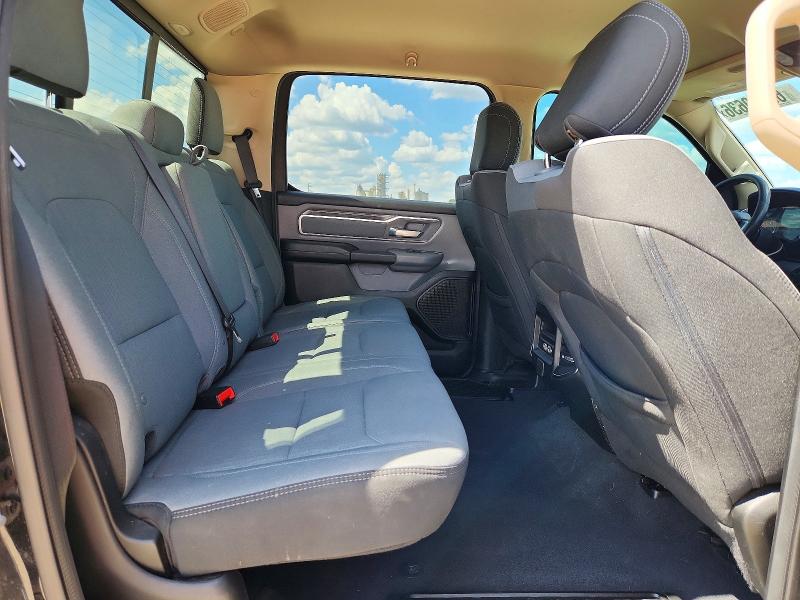 Снимка 10 от търг – 2019 RAM 1500 с VIN 1C6RREFTXKN596176