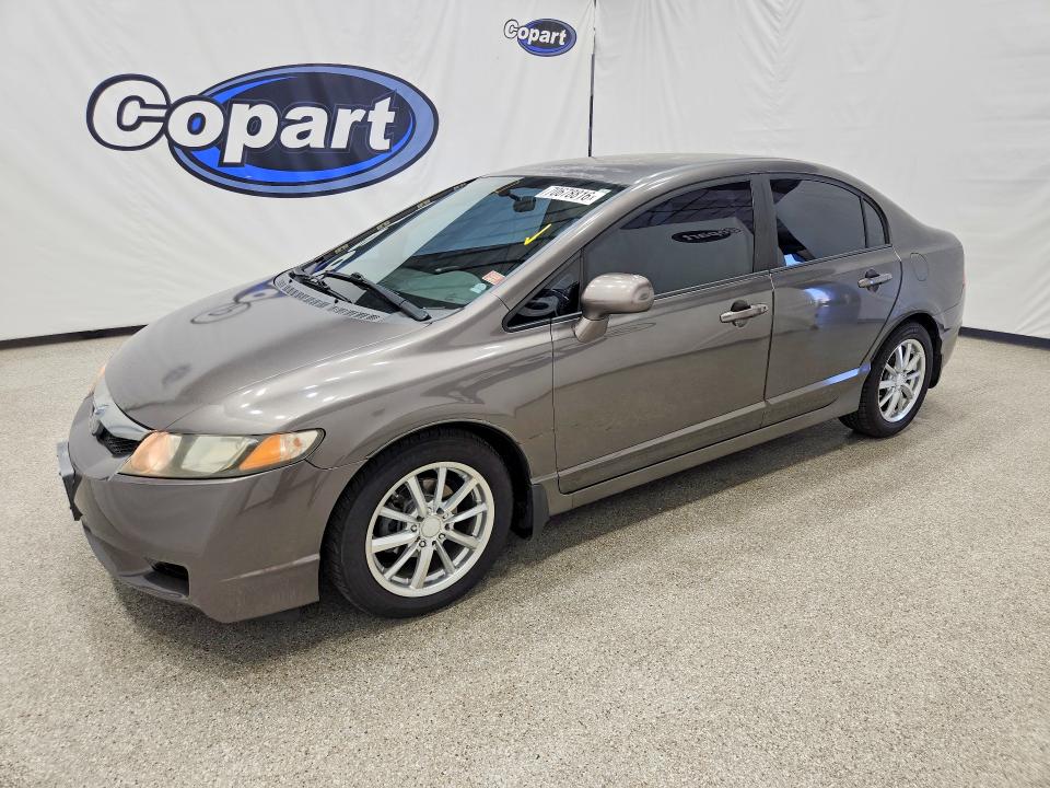 HONDA CIVIC 2010 with VIN 19XFA1F58AE061718 - Photo from auction
