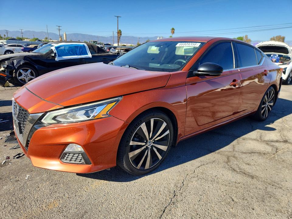 NISSAN ALTIMA 2020 with VIN 1N4BL4CV2LC121748 - Photo from auction