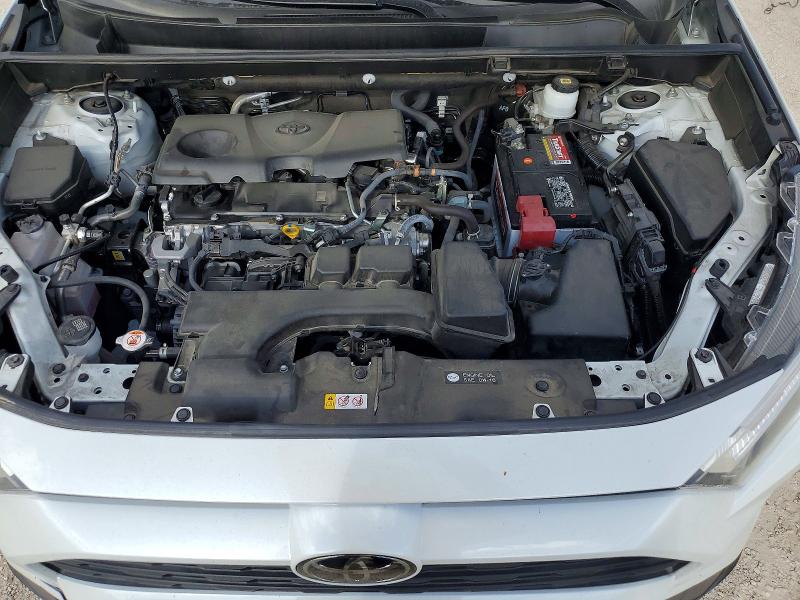 Photo 11 from auction – 2023 TOYOTA RAV4 with VIN JTMC1RFV2PD101710