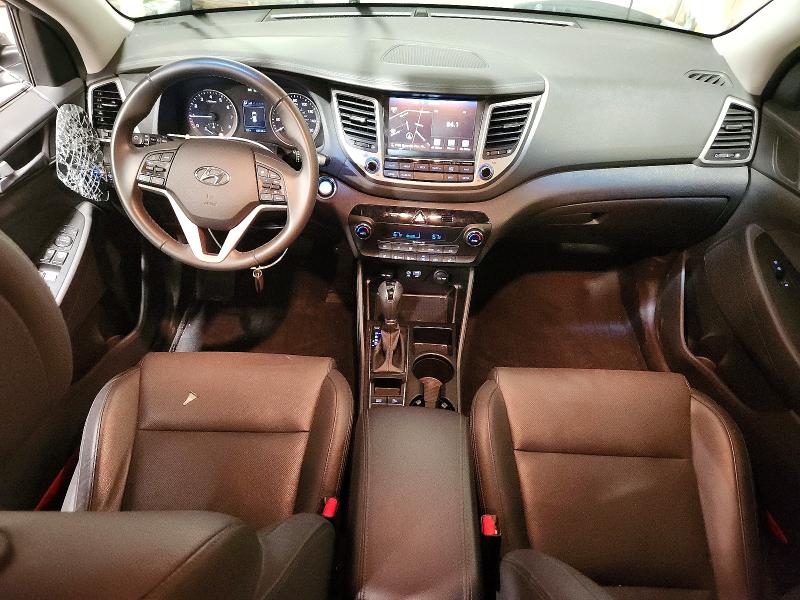 Photo 8 from auction – 2017 HYUNDAI TUCSON with VIN KM8J3CA28HU326481