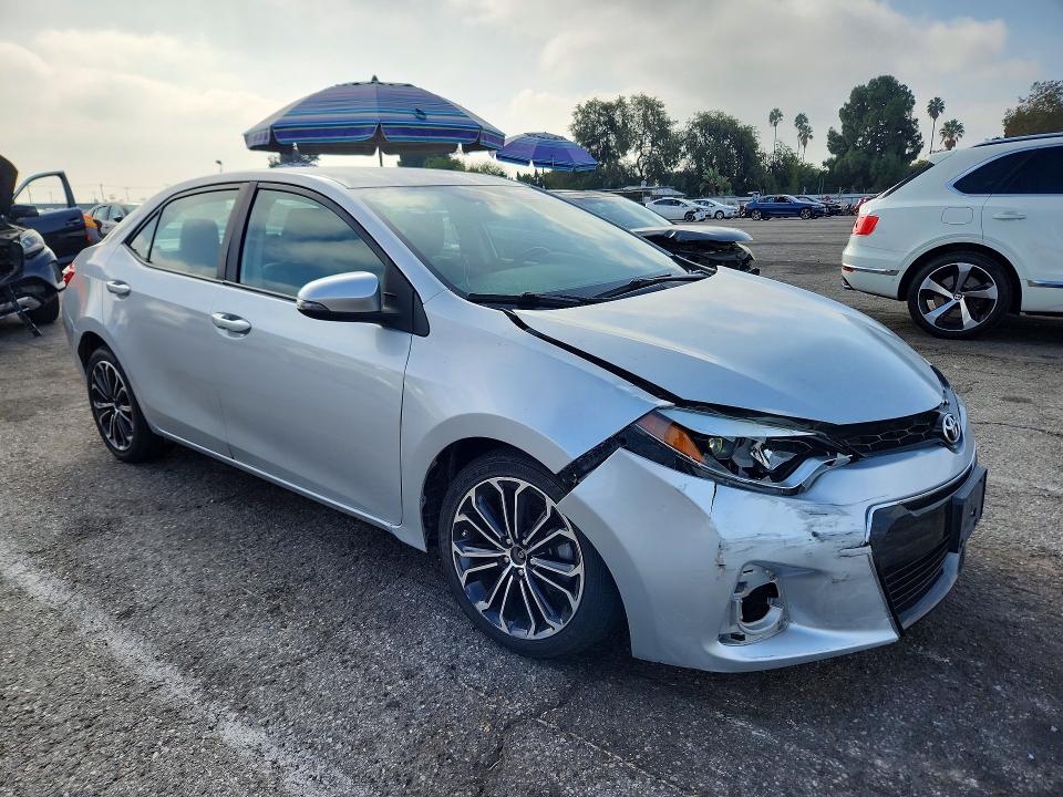 Photo 4 from auction – 2015 TOYOTA COROLLA with VIN 5YFBURHE6FP227094