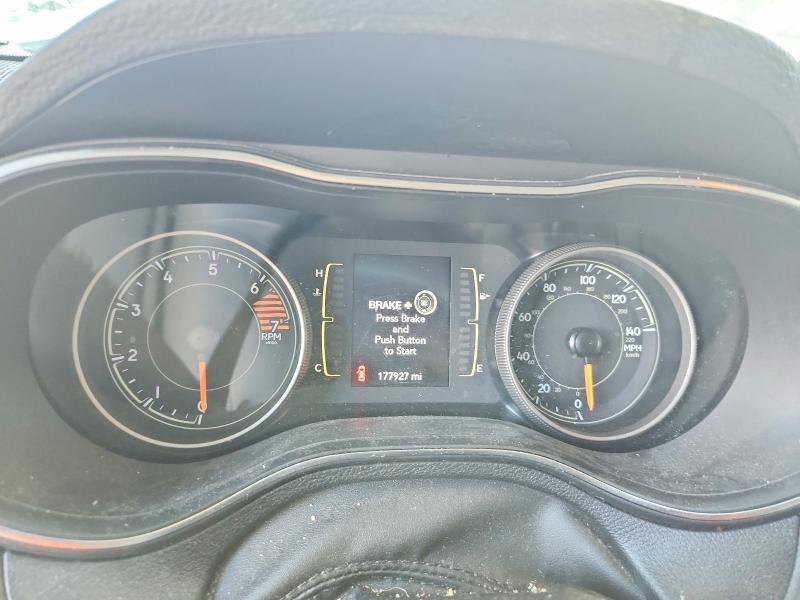 Photo 9 from auction – 2019 JEEP CHEROKEE with VIN 1C4PJLLB8KD392831