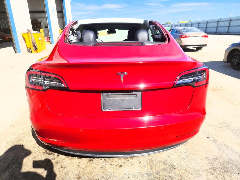 صورة رقم 6 من المزاد - 2022 TESLA MODEL 3 مع VIN 5YJ3E1EA4NF303782