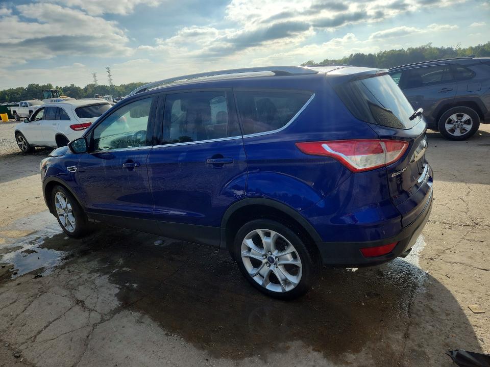 Foto 2 de la subasta – 2016 FORD ESCAPE con VIN 1FMCU0JX8GUB29809