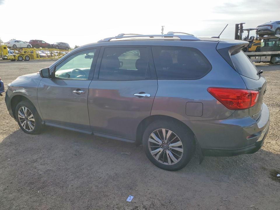 Photo 2 from auction – 2018 NISSAN PATHFINDER with VIN 5N1DR2MM6JC623053