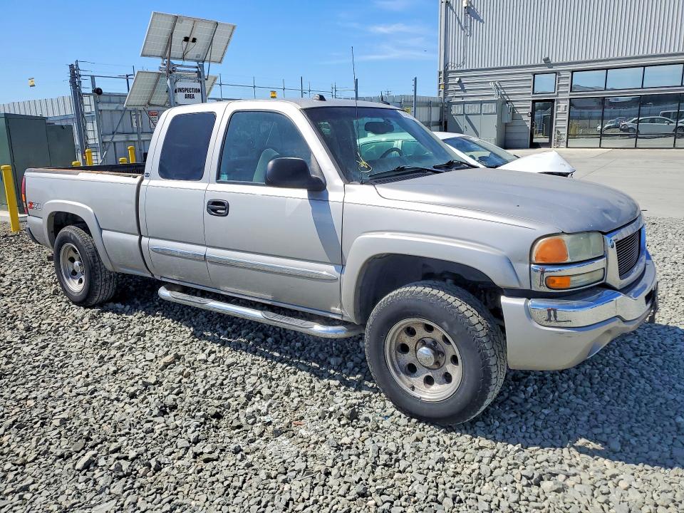 Photo 4 from auction – 2004 GMC NEW SIERRA with VIN 2GTEK19T241205560