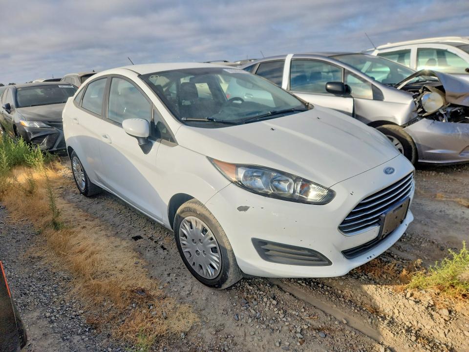 Photo 4 from auction – 2019 FORD FIESTA with VIN 3FADP4AJ0KM153964