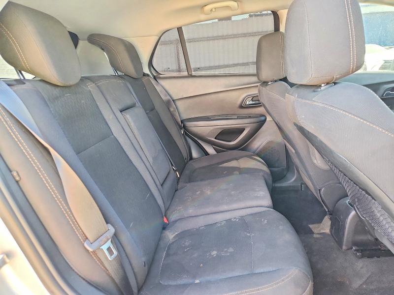 Photo 10 from auction – 2018 CHEVROLET TRAX with VIN 3GNCJKSB7JL313773