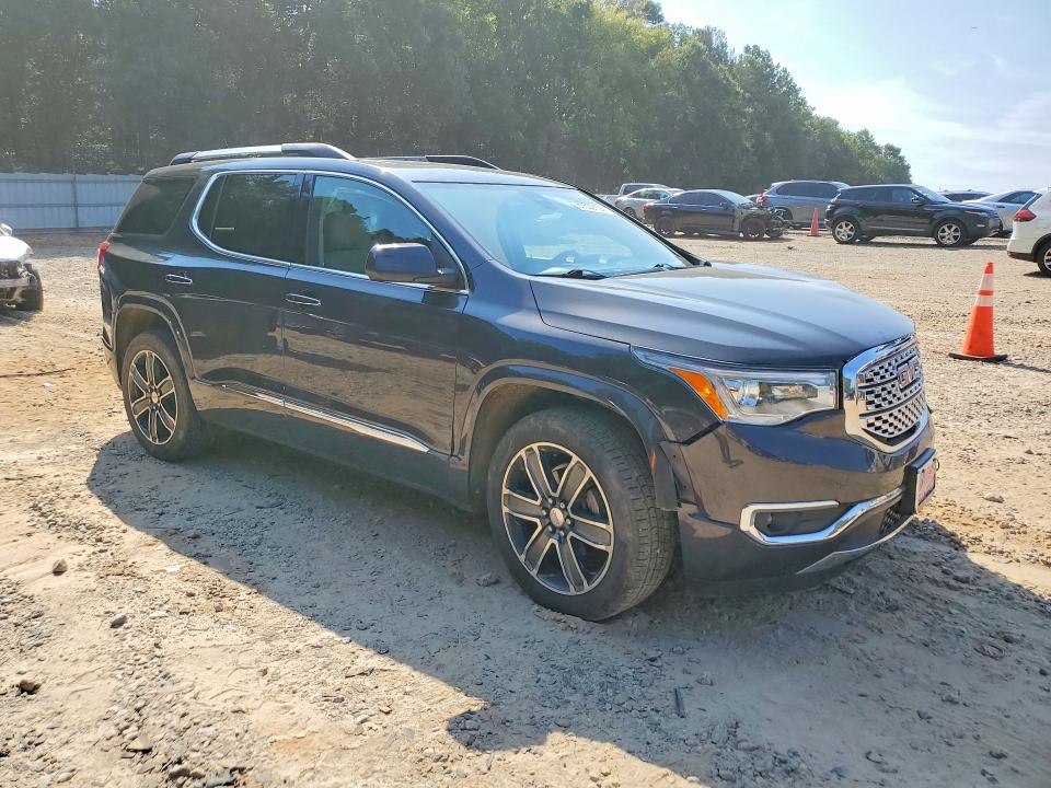 صورة رقم 4 من المزاد - 2017 GMC ACADIA مع VIN 1GKKNXLS4HZ164458