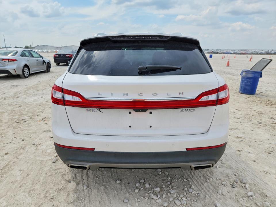 Photo 6 from auction – 2017 LINCOLN MKX with VIN 2LMPJ8LR5HBL32594