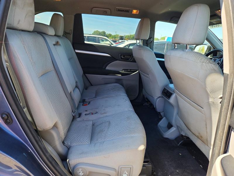 Снимка 11 от търг – 2015 TOYOTA HIGHLANDER с VIN 5TDBKRFH9FS119739