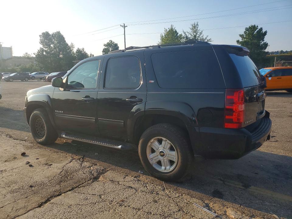 Photo 2 from auction – 2010 CHEVROLET TAHOE with VIN 1GNUCBE0XAR191346