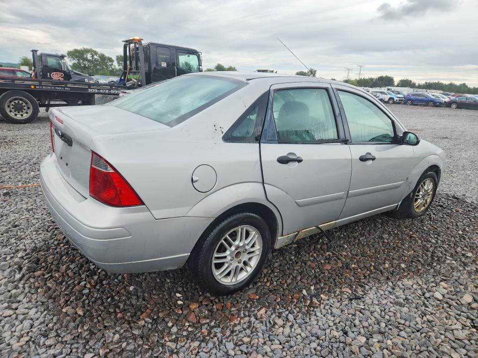 Photo 3 from auction – 2007 FORD FOCUS with VIN 1FAFP34N67W312138