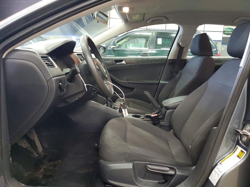 Photo 7 from auction – 2014 VOLKSWAGEN JETTA with VIN 3VW1K7AJ1EM370650