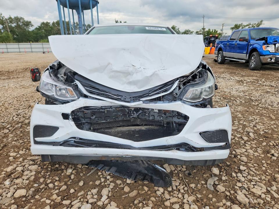 Снимка 5 от търг – 2017 CHEVROLET CRUZE с VIN 1G1BC5SM8H7127443