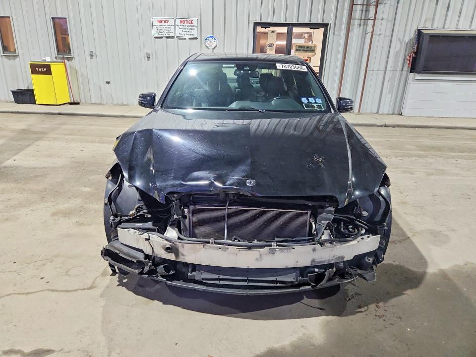 Снимка 5 от търг – 2012 MERCEDES-BENZ E с VIN WDDHF9BB8CA595527
