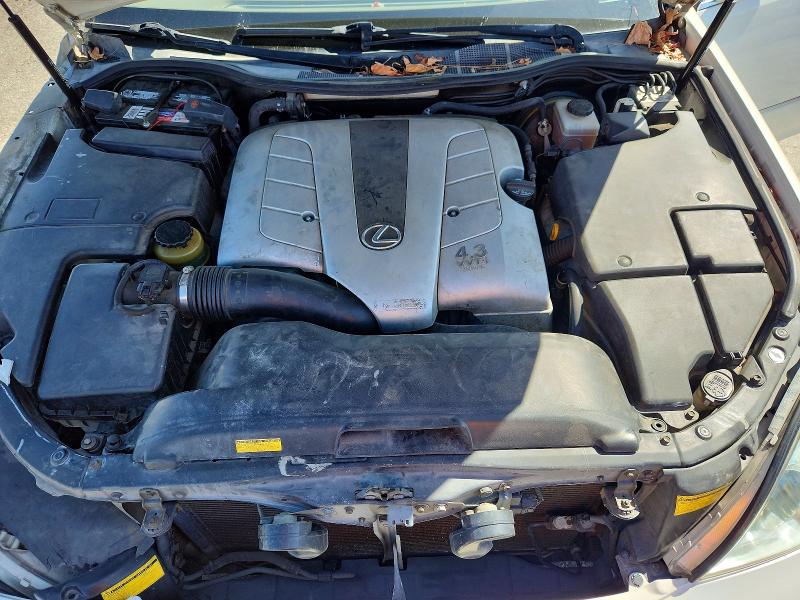 Снимка 11 от търг – 2001 LEXUS LS с VIN JTHBN30F910009215