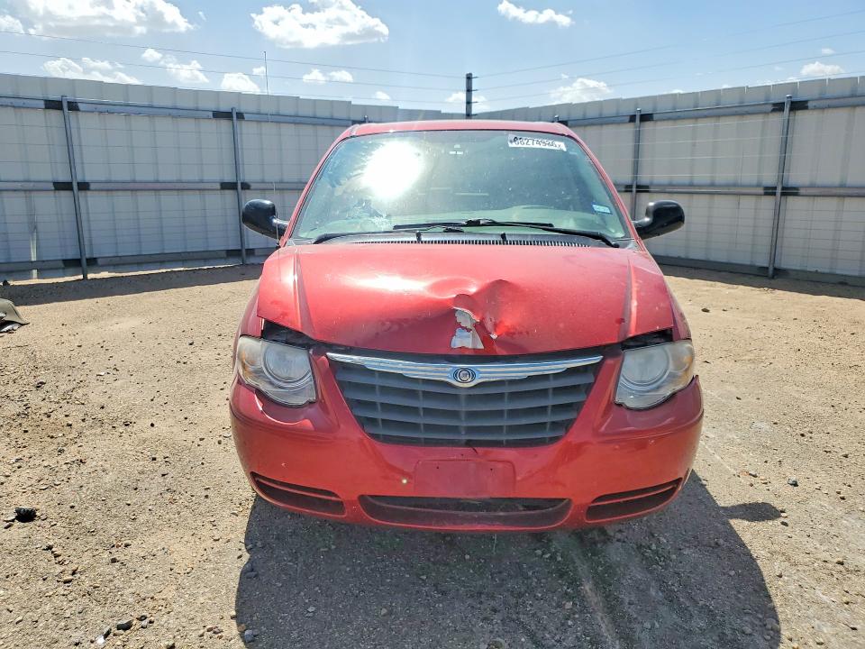 Снимка 5 от търг – 2005 CHRYSLER TOWN & COUNTRY с VIN 2C4GP44R95R141768