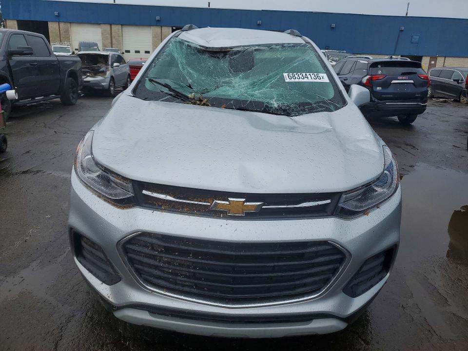 Photo 5 from auction – 2021 CHEVROLET TRAX with VIN KL7CJPSM5MB368717