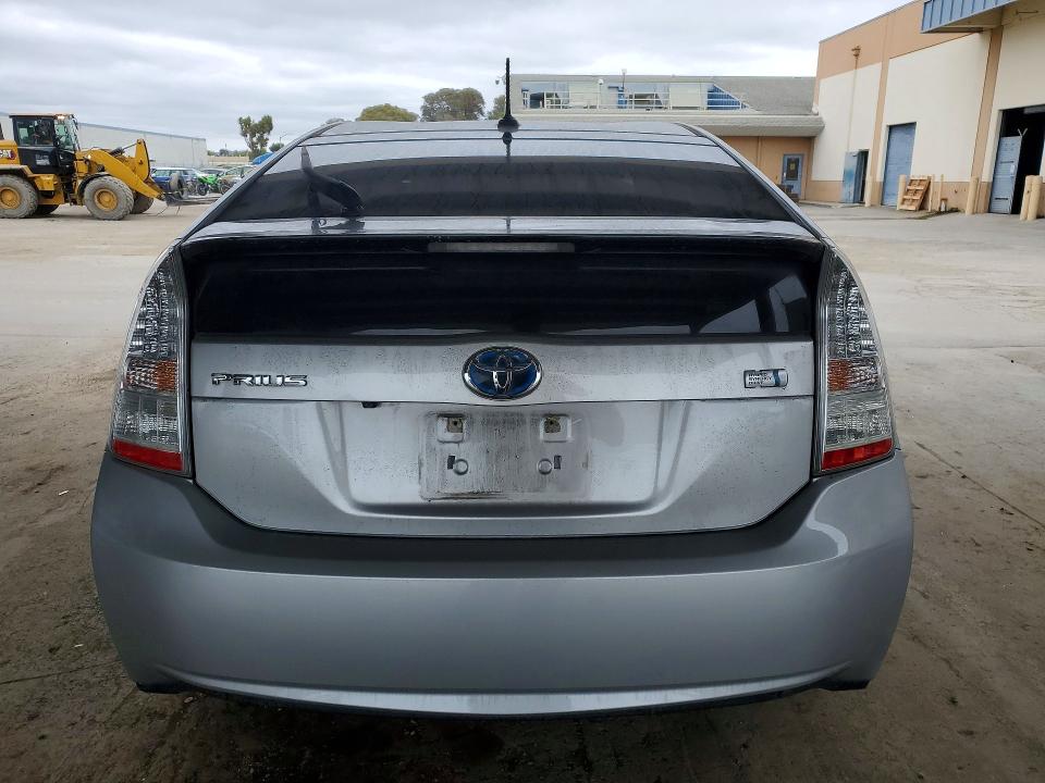 Photo 6 from auction – 2010 TOYOTA PRIUS with VIN JTDKN3DU0A0030397