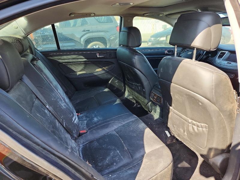 Photo 10 from auction – 2009 HYUNDAI GENESIS with VIN KMHGC46E89U036147