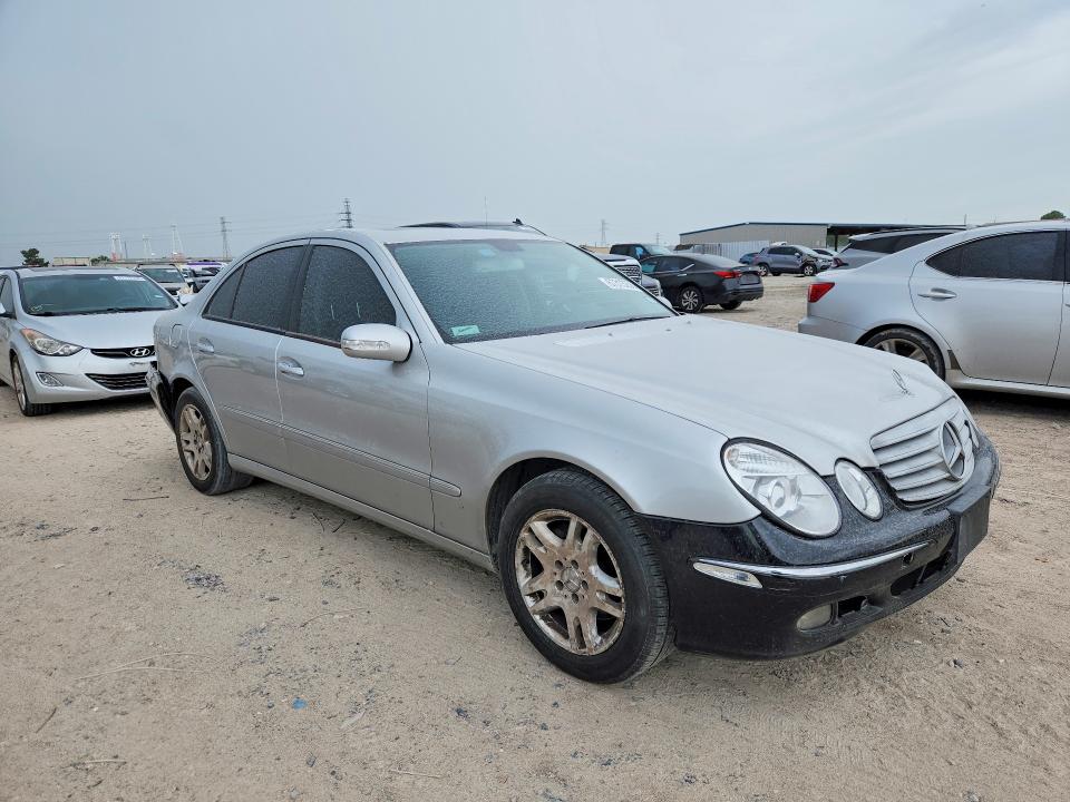 Photo 4 from auction – 2006 MERCEDES-BENZ E with VIN WDBUF56J56A809430