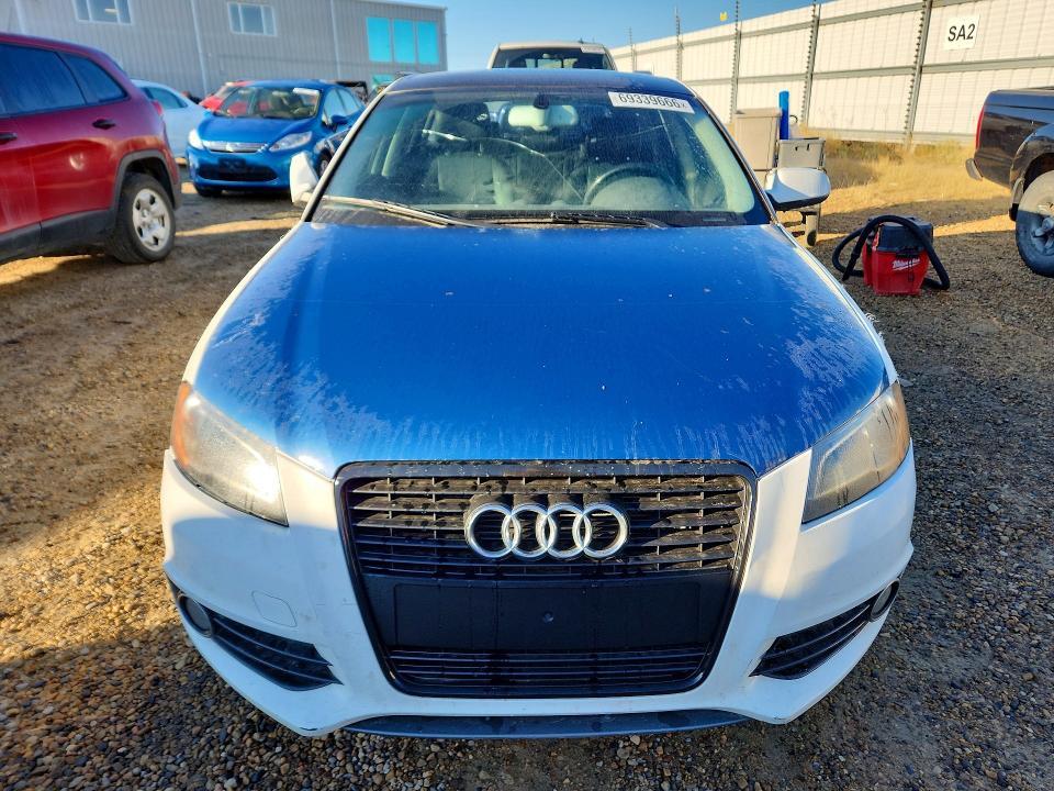 Zdjęcie 5 z aukcji – 2011 AUDI A3 z VIN WAUMFCFM0BA097206