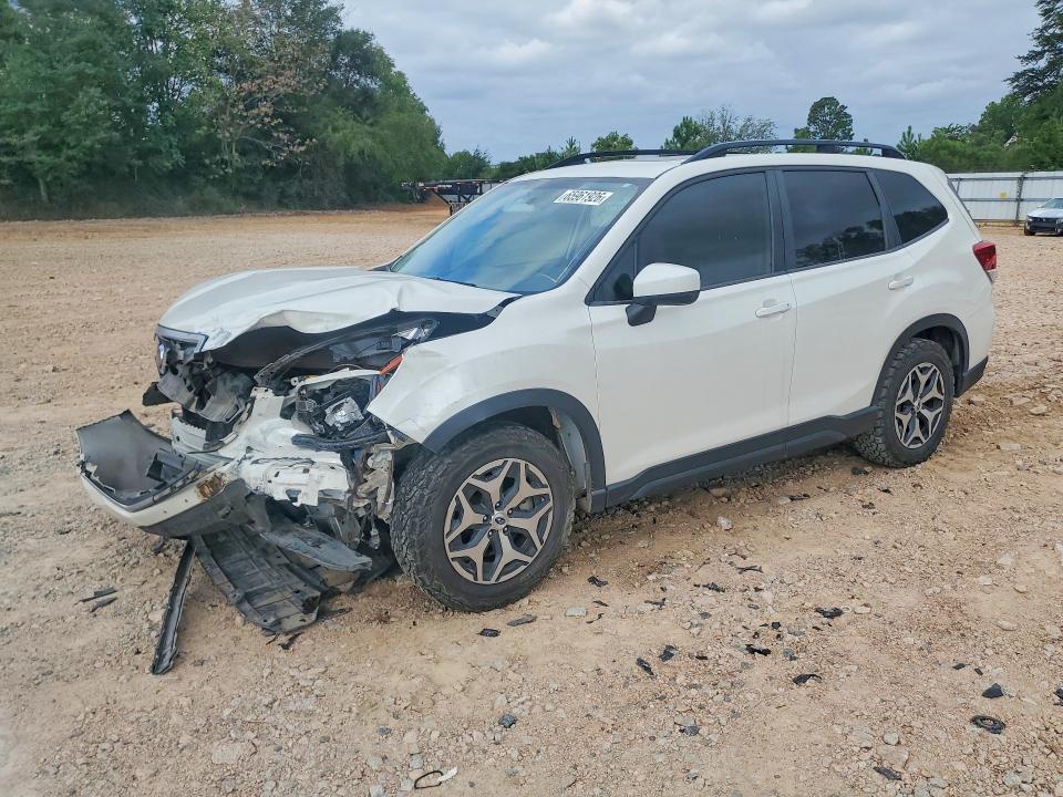 SUBARU FORESTER 2020 с VIN JF2SKAJC3LH532691 - Фото с аукциона