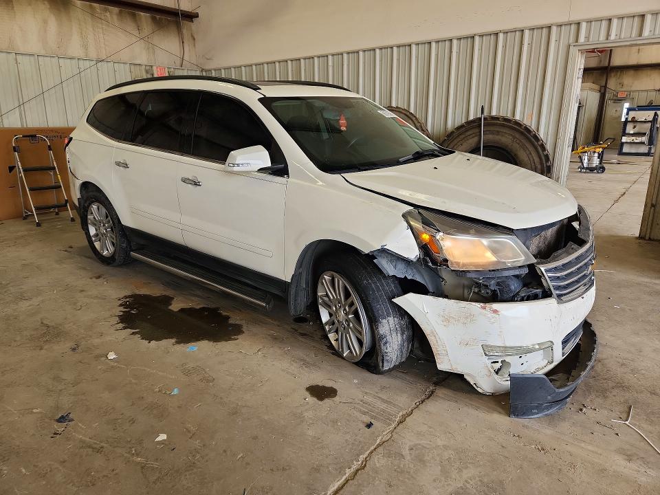 Photo 4 from auction – 2015 CHEVROLET TRAVERSE with VIN 1GNKRGKD2FJ111974