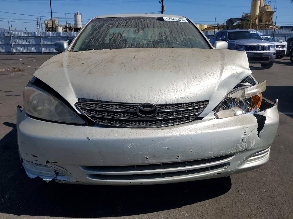 Photo 5 from auction – 2004 TOYOTA CAMRY with VIN 4T1BE32K04U371843