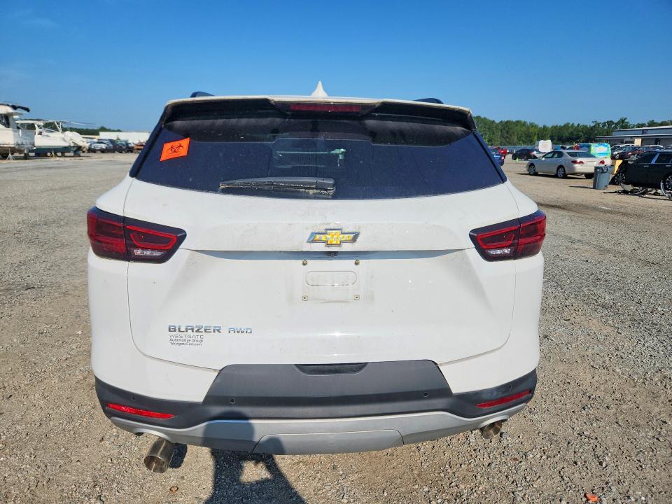 Photo 6 from auction – 2024 CHEVROLET BLAZER with VIN 3GNKBJR46RS163635