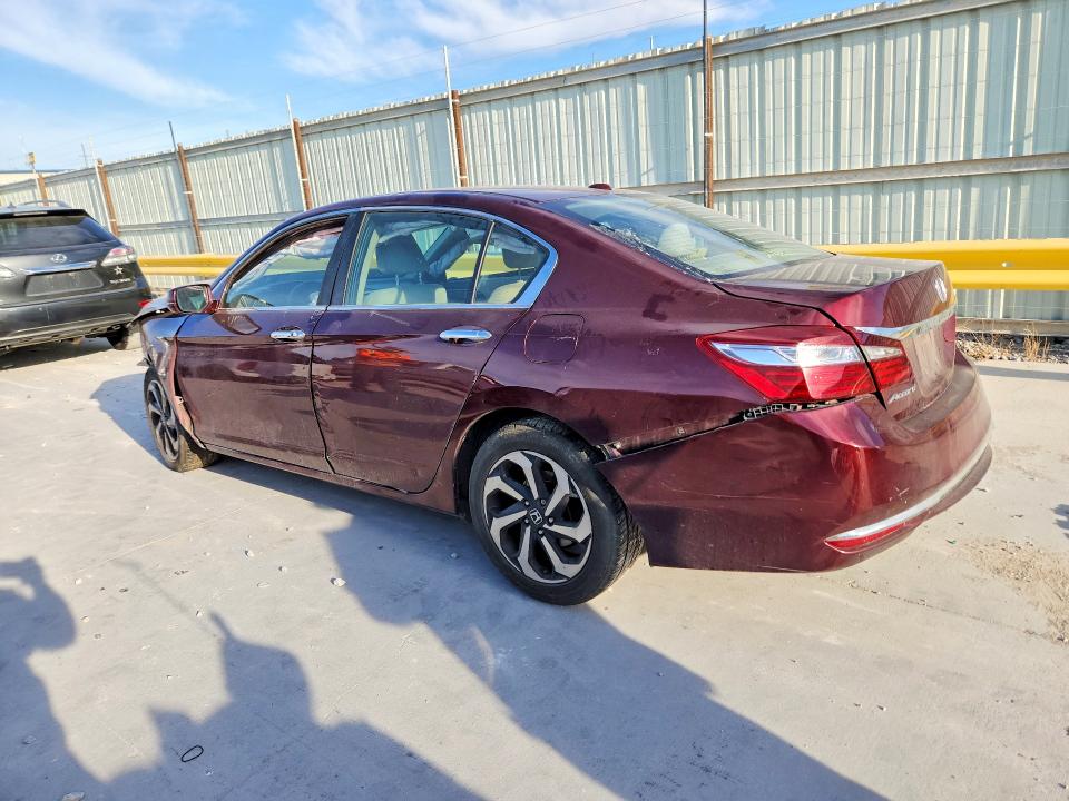 Photo 2 from auction – 2016 HONDA ACCORD with VIN 1HGCR2F7XGA081484