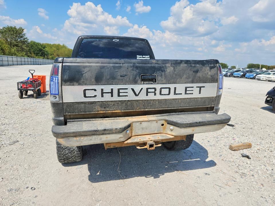 Photo 6 from auction – 1992 CHEVROLET GMT-400 with VIN 2GCEK19K3N1152070