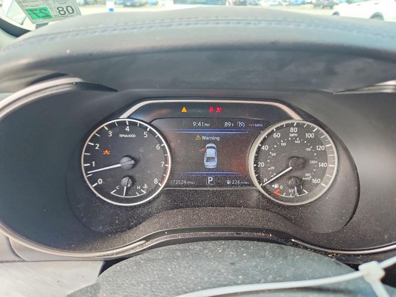 Снимка 9 от търг – 2017 NISSAN MAXIMA с VIN 1N4AA6AP5HC429196