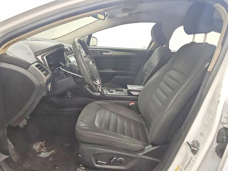 Photo 7 from auction – 2019 FORD FUSION with VIN 3FA6P0HD5KR282951