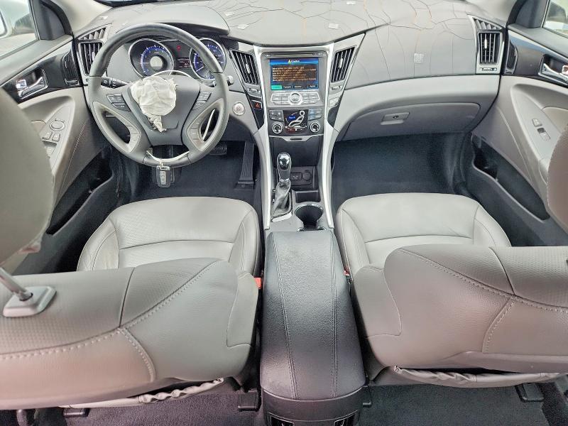 Photo 8 from auction – 2013 HYUNDAI SONATA with VIN 5NPEC4AC7DH777944