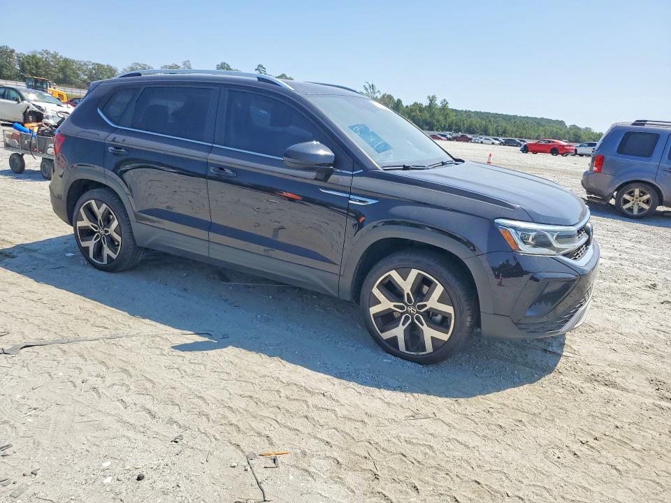 Снимка 4 от търг – 2023 VOLKSWAGEN TAOS с VIN 3VV2X7B28PM313348