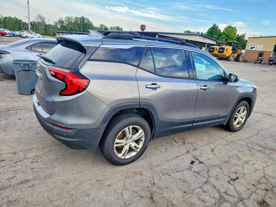 Photo 3 from auction – 2018 GMC TERRAIN with VIN 3GKALTEV2JL200646