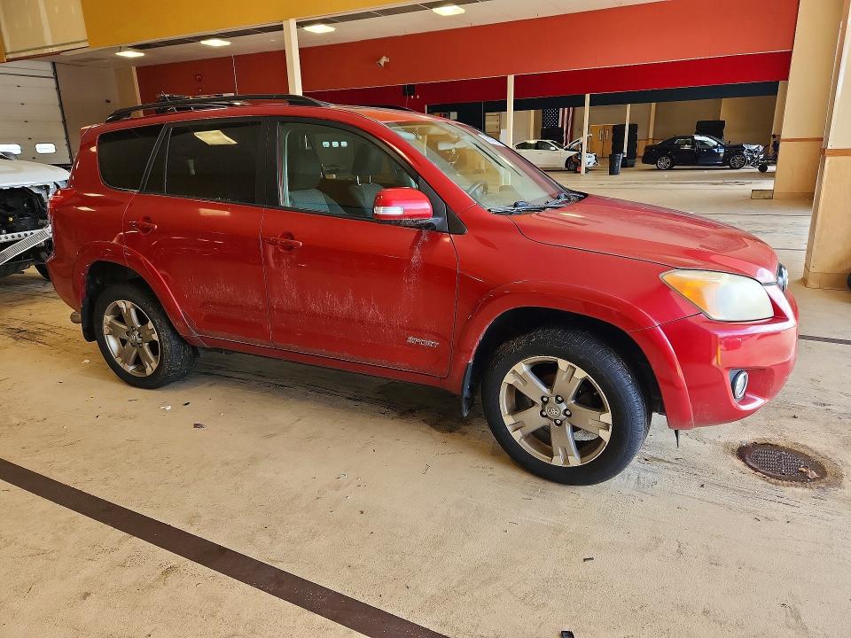 Снимка 4 от търг – 2011 TOYOTA RAV4 с VIN JTMRF4DV5B5046254